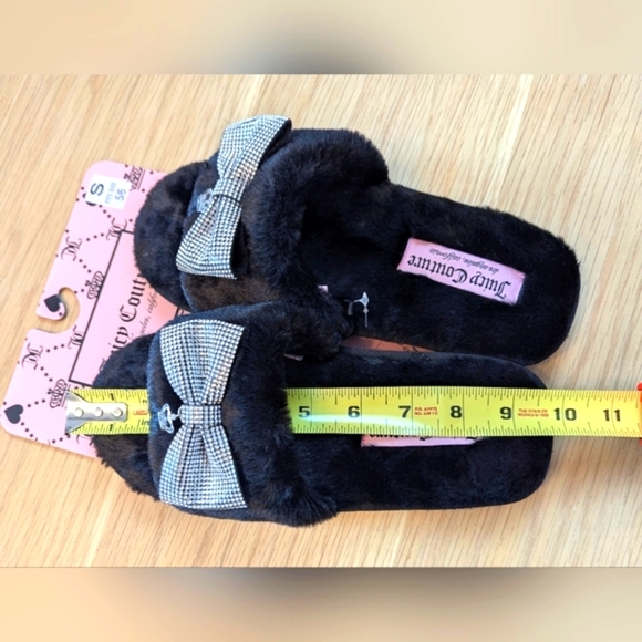 BNWT Juicy Couture Womens (Small 5/6) Furry Slide-In Slippers With Bow And Crown - Picture 10 of 13